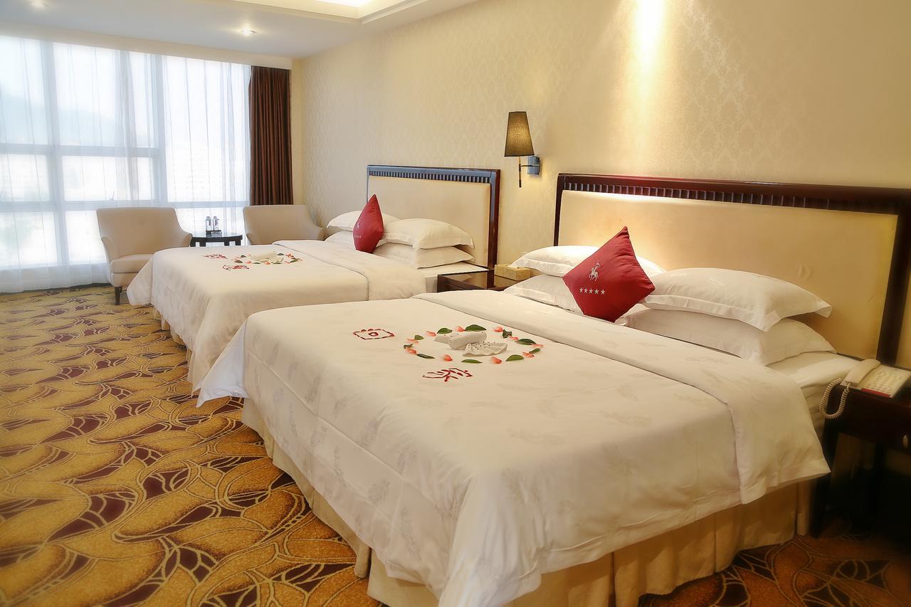 Royal Century Hotel Shenzhen Esterno foto