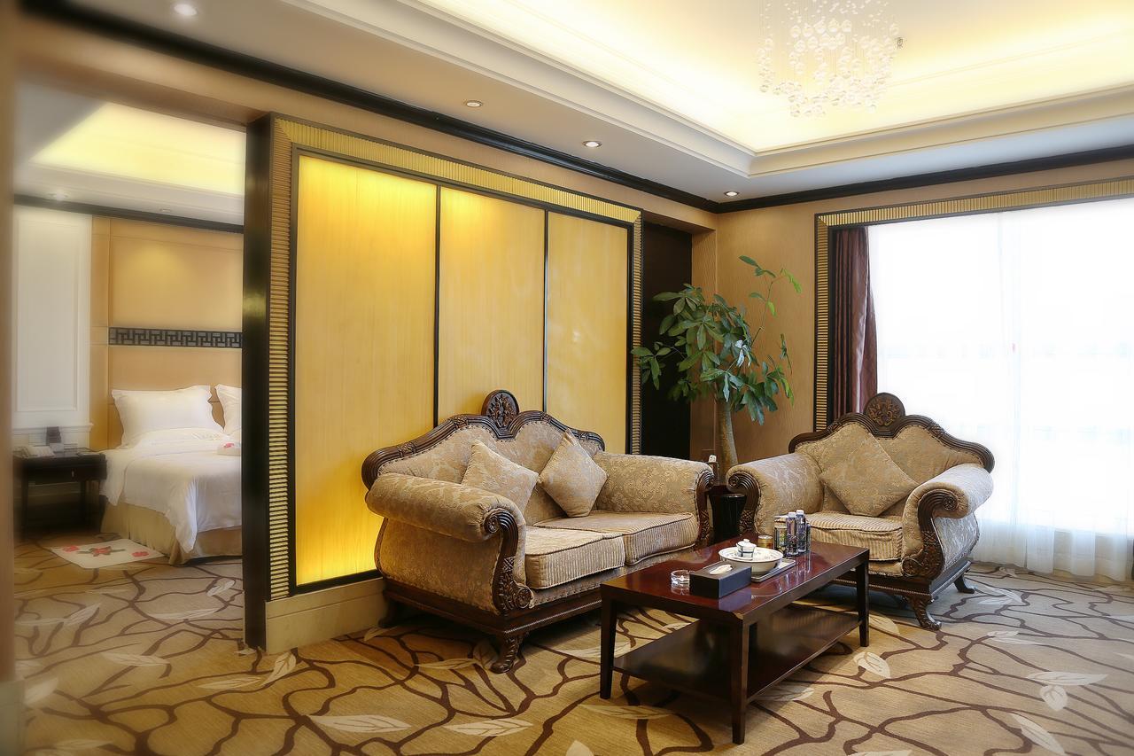 Royal Century Hotel Shenzhen Esterno foto