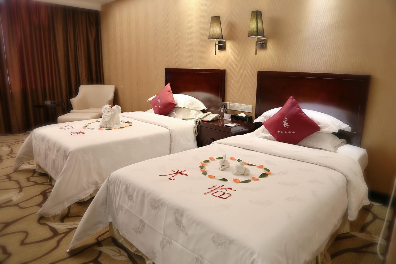 Royal Century Hotel Shenzhen Esterno foto
